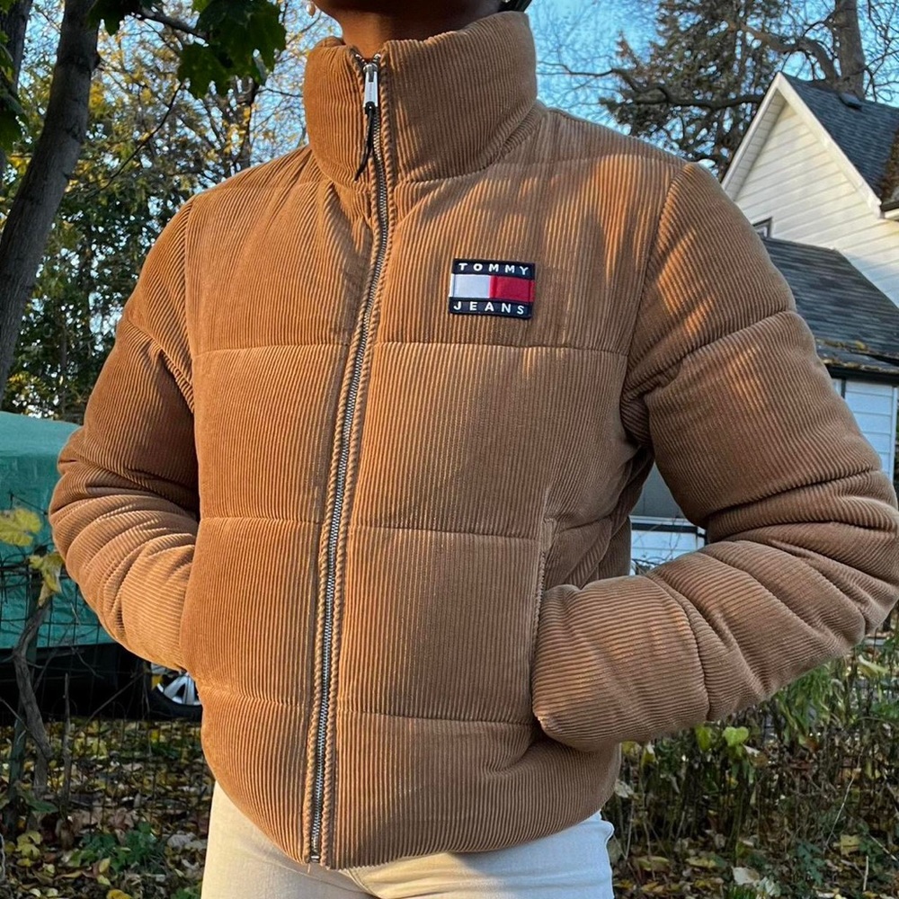 Tommy Hilfiger corduroy puffer jacket 🧸 - Picture 6 of 8